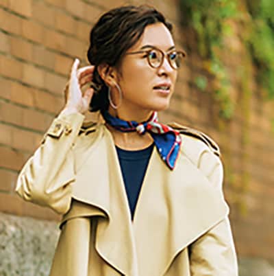 40代からのメガネ選び 髪型別 似合うメガネ選びのポイントは Mi Mollet News Flash Fashion Mi Mollet ミモレ 明日の私へ 小さな一歩 2 3