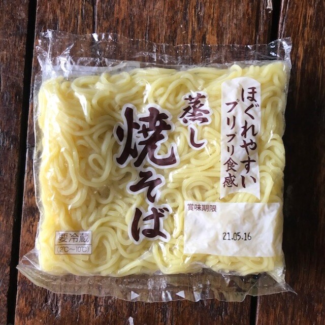 蟹缶と海苔で 香ばしさに惹かれる 大人の焼きそば ひとりでもふたりでも Ayumiのアトリエごはん Mi Mollet ミモレ 明日の私へ 小さな一歩