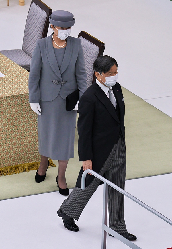 【2020年の皇室】雅子さまの華やかかつエレガントな装いで振り返るスライダー1_2