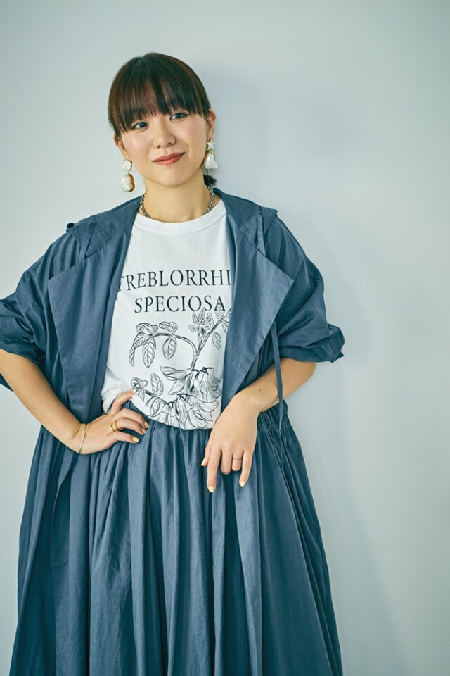 春アウター×プリントTシャツ」で作る、大人のこなれ見えコーデ【ロン