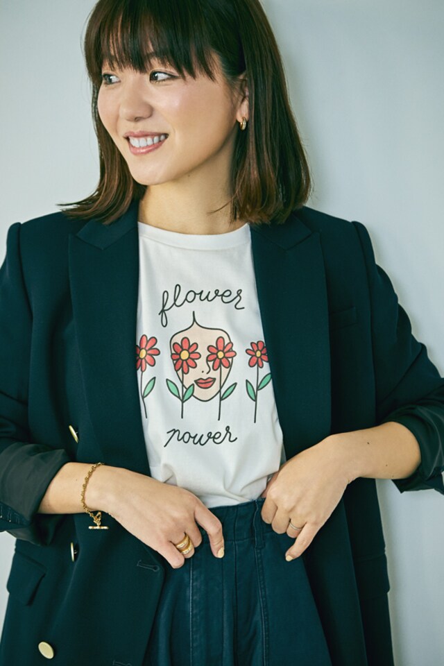 春アウター×プリントTシャツ」で作る、大人のこなれ見えコーデ【ロン