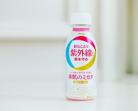 スキンケアのプロがおすすめする新習慣。【飲むヨーグルト】が肌の力を高めるって本当？[PR]_img0