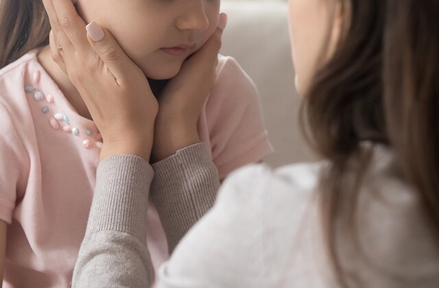 子どもの発達障害を疑う時 言葉の遅れよりも注意したいこと 社会の今 未来の私 Mi Mollet ミモレ 明日の私へ 小さな一歩 1 2