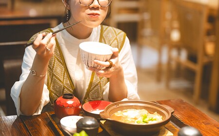 「定食屋には1人で行きたい」30代女子、大人を気取り涙を堪える理由【人生の午後に詠む短歌 ＃ごごたん】_img0