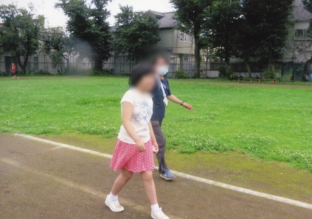 中学校入学寸前に、コロナによる一斉休校。娘は小学校を卒業したことを理解できず...【障がい児を育てながら働く⑰】_img0