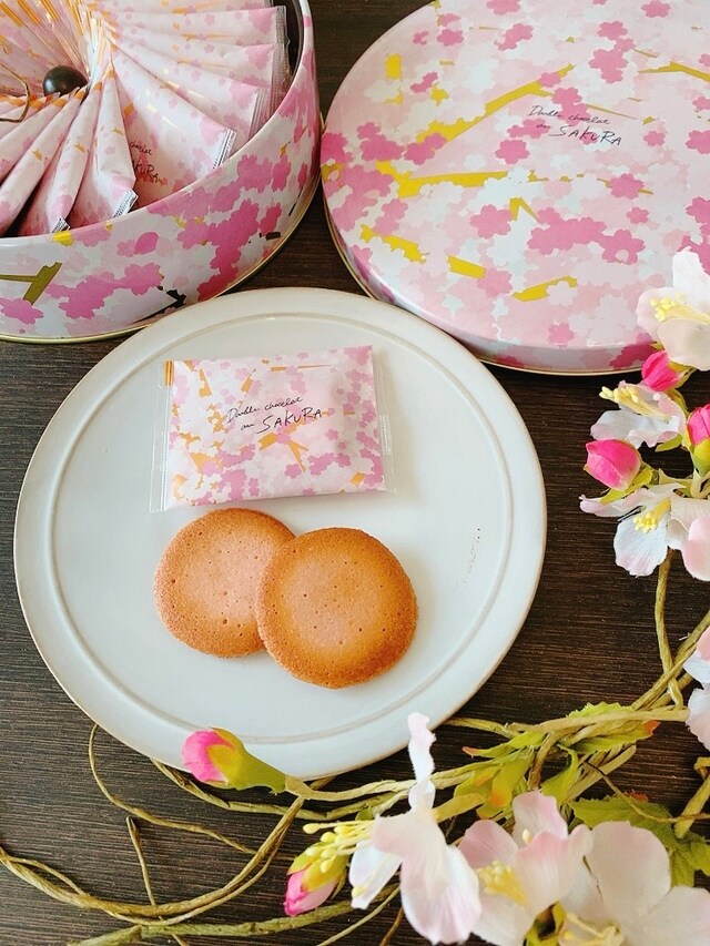 自宅でお花見 桜菓子と桜文具 今日の愛おしいもの 文具と雑貨 Mi Mollet ミモレ 明日の私へ 小さな一歩