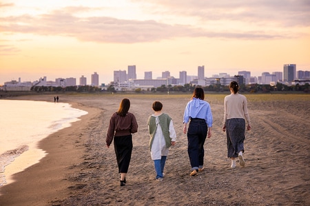 男女間の友情に「ただの友達」という前置き、いりますか？ 恋愛より格下扱いされる「友情」の尊さを語りたい_img0