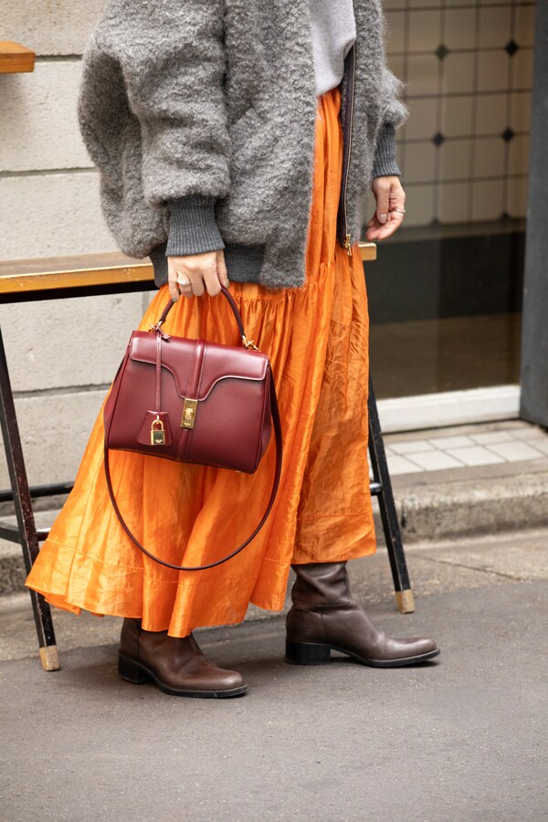 【セリーヌ】のバッグ、人気のデザインと着こなし8選 | mi-mollet NEWS FLASH Fashion | mi-mollet